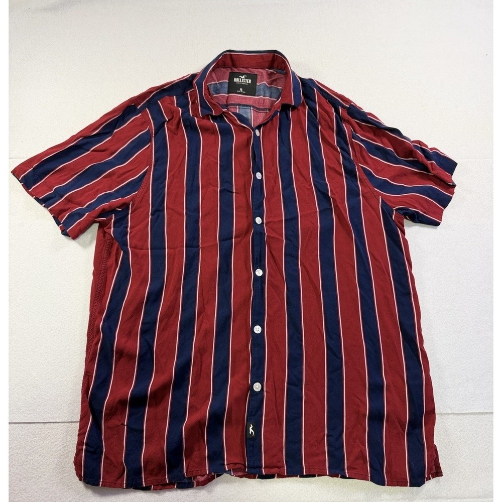 Hollister California Men's Red Blue Striped Button Up Shirt Short Sleeve Size S